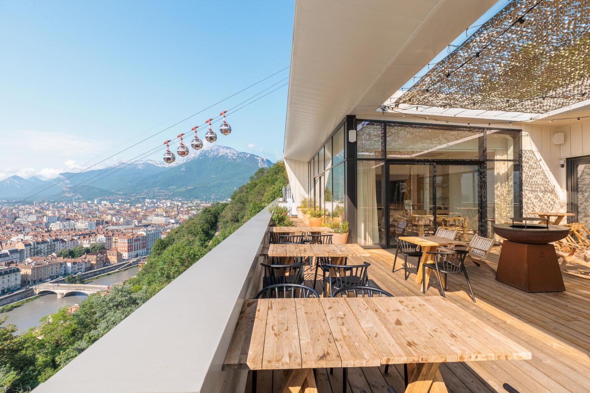 The Babel Community Hotel - Grenoble Bastille Exterior photo