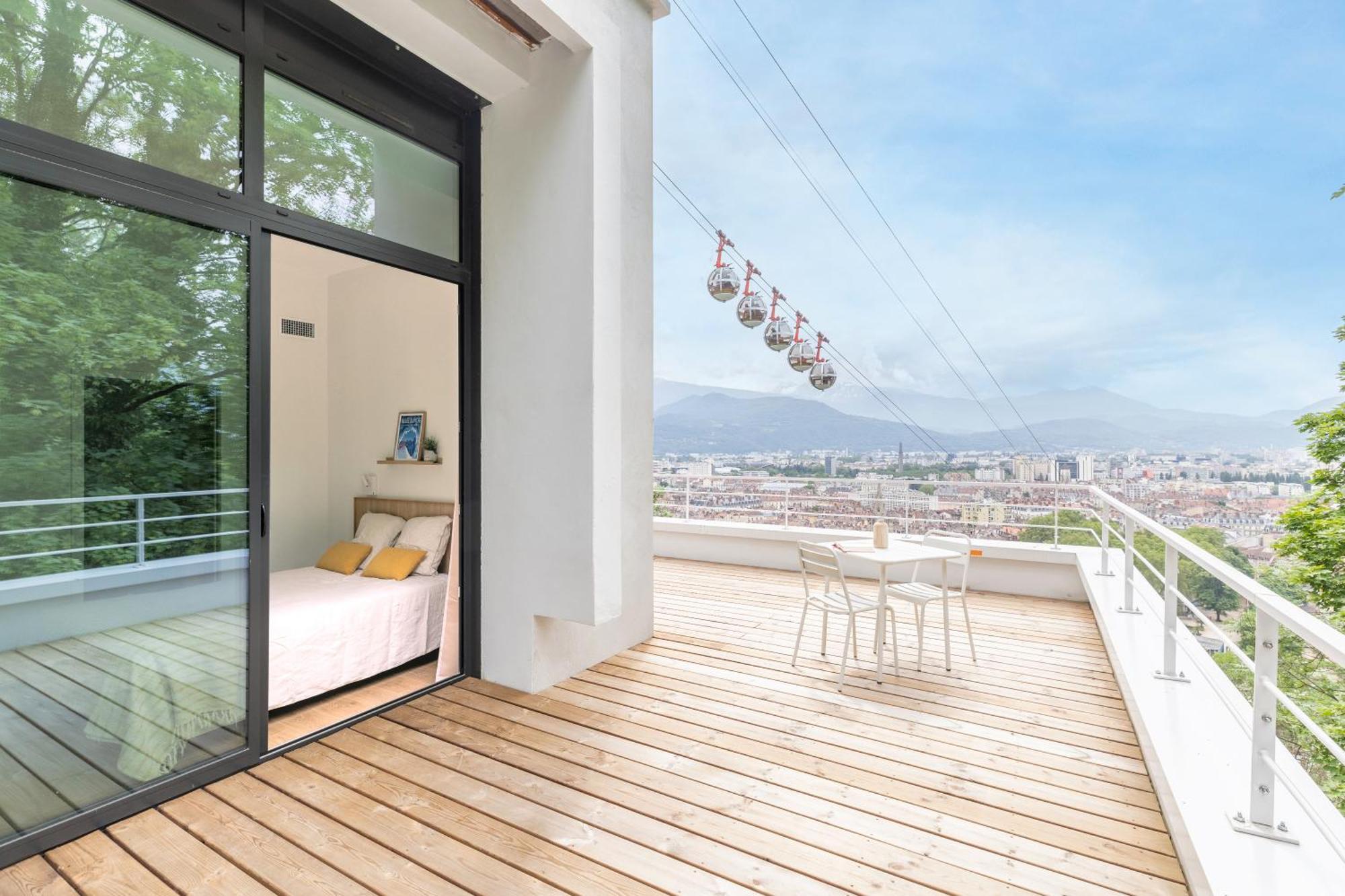 The Babel Community Hotel - Grenoble Bastille Exterior photo